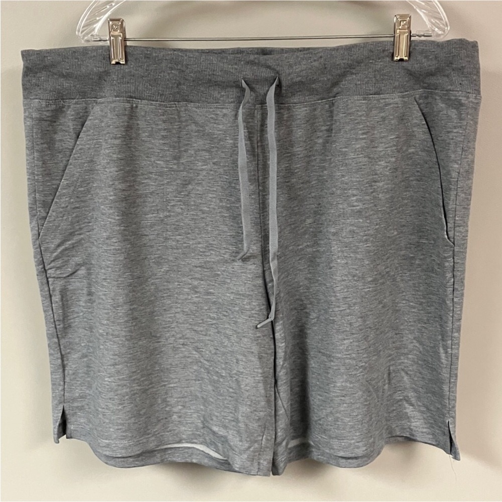 4/2  nwot athletic works gray shorts pockets 8” inseam xxxl 22